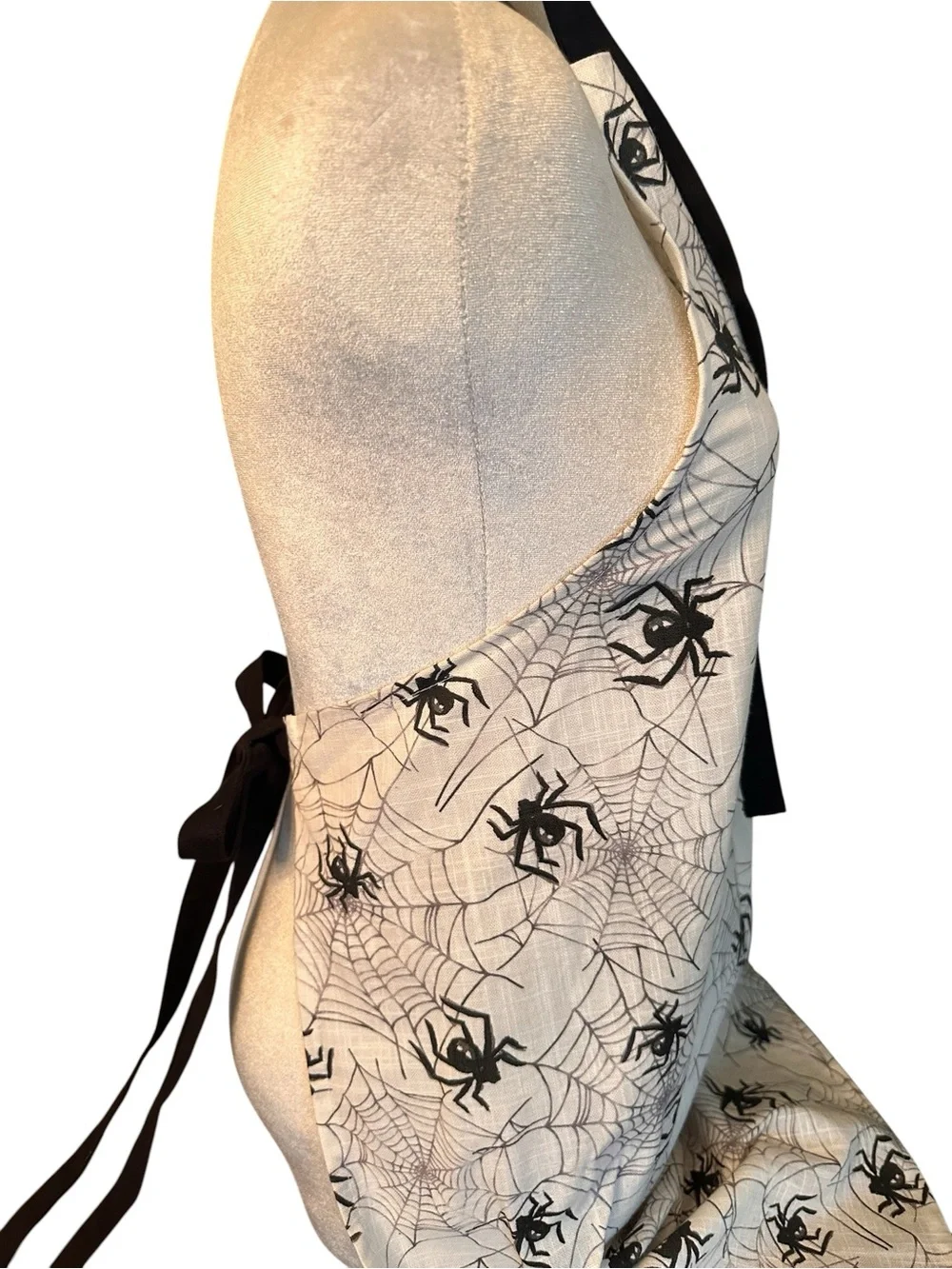 Halloween Spider Web Apron Black White Spooky Kitchen Cooking NEW